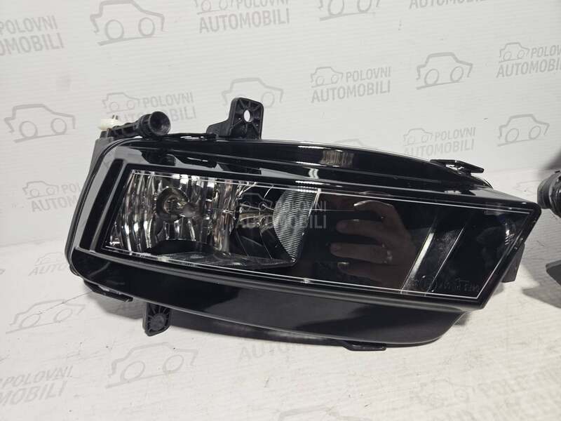 GOLF 7 MAGLENKA DESNA LEVA