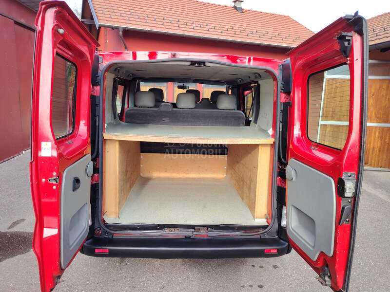 Opel Vivaro 