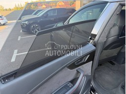 Audi RS Q8 3xTV Carbon slika 28