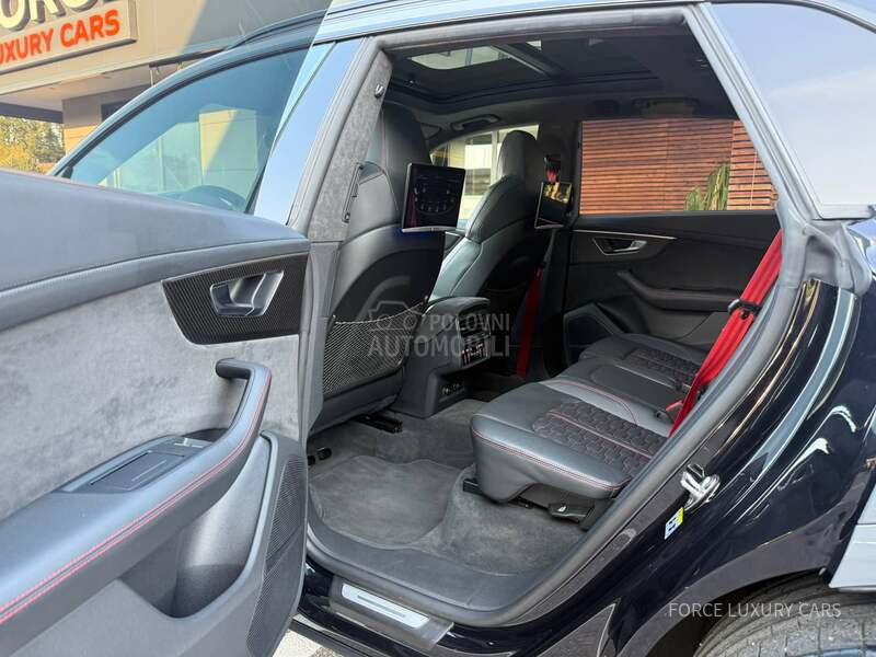 Audi RS Q8 3xTV Carbon