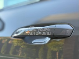 Audi RS Q8 3xTV Carbon slika 19
