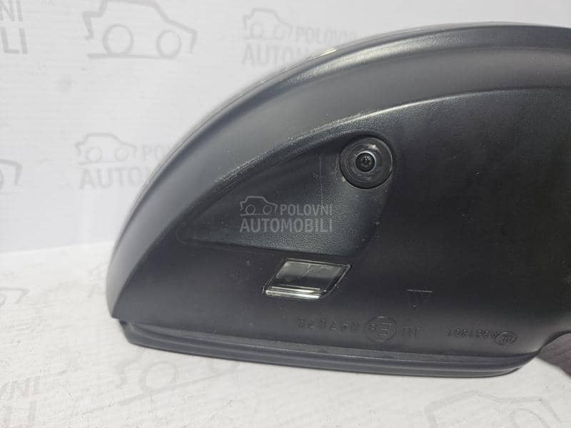 TIGUAN 5NA RETROVIZOR DESNI