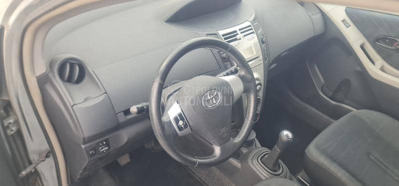 Toyota Yaris 1.0 VTI