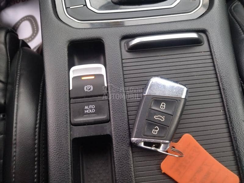 Volkswagen Passat B8 1.6 tdi AUT/LED/NAV