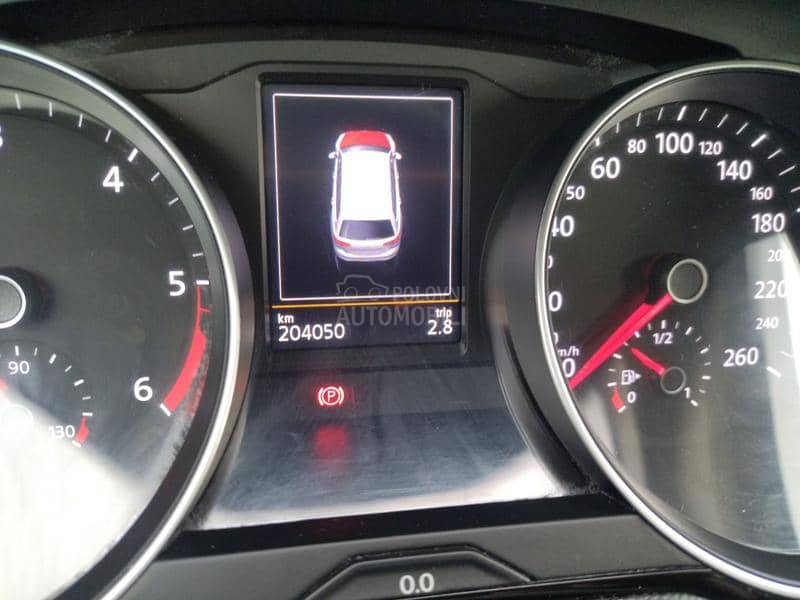 Volkswagen Passat B8 1.6 tdi AUT/LED/NAV