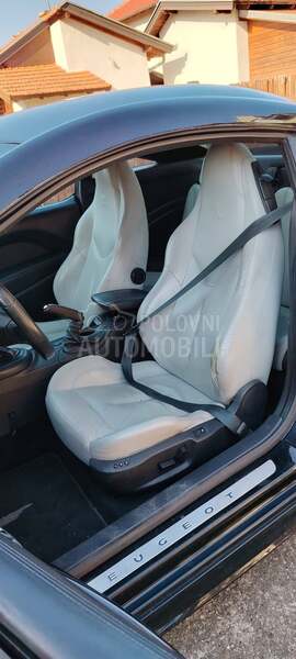 Peugeot RCZ 