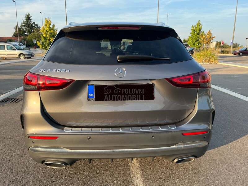 Mercedes Benz GLA 200 2xAMG