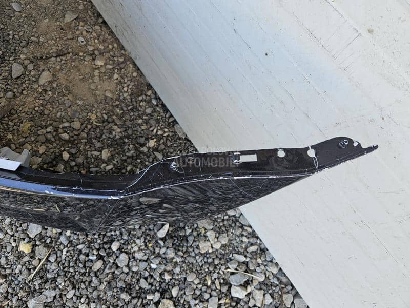 OCTAVIA VRS BRANIK PREDNJI