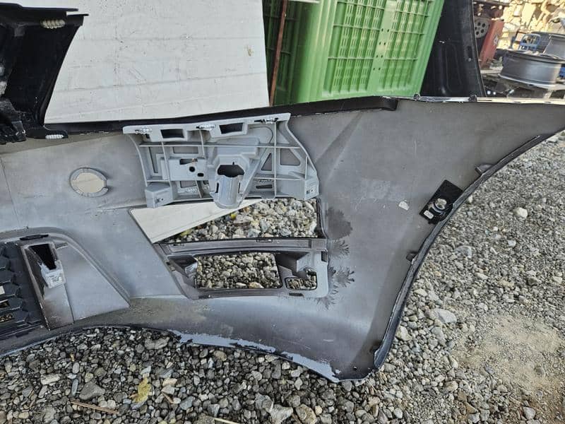 OCTAVIA VRS BRANIK PREDNJI