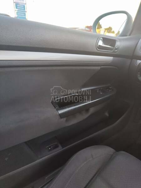 Volkswagen Golf 5 