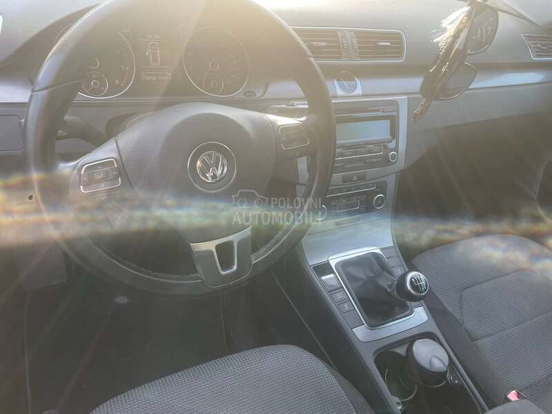 Volkswagen Passat B7 