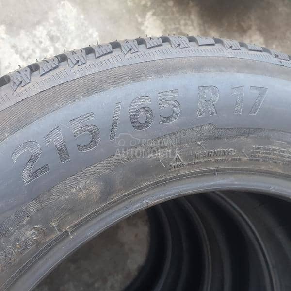 Michelin 215/65 R17 Zimska