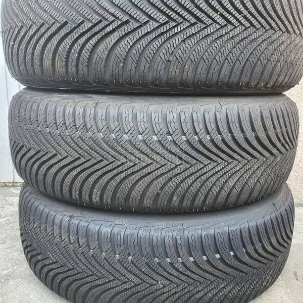 Michelin 215/65 R17 Zimska