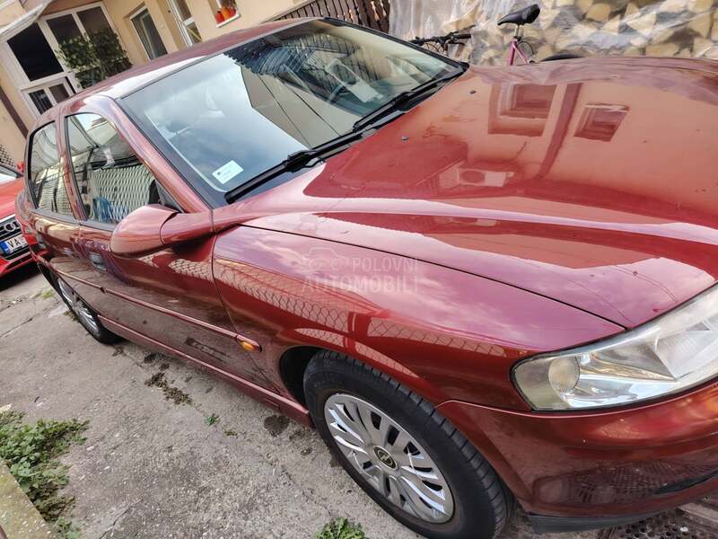 Opel Vectra B 1.6