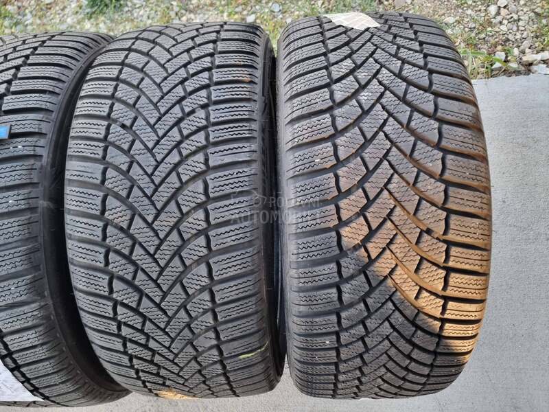 Bridgestone 225/40 R18 Zimska