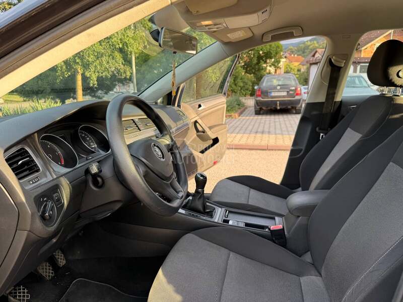 Volkswagen Golf 7 1.6