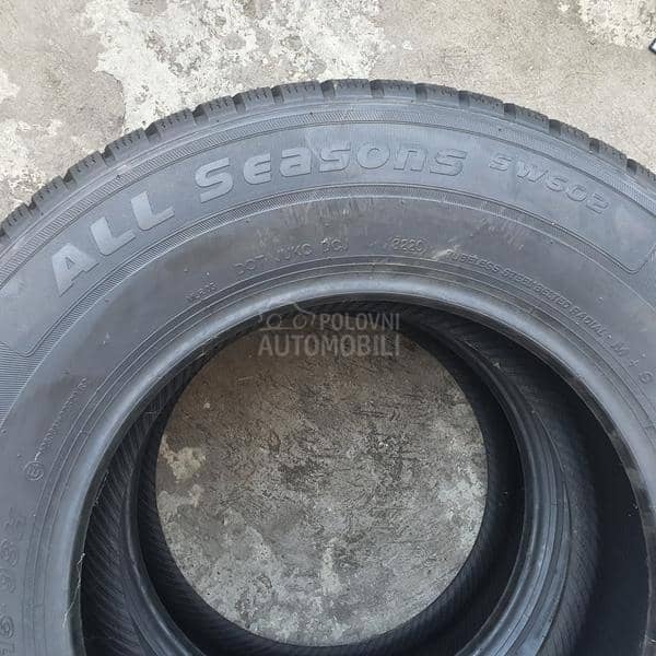 Goodride 215/70 R15 Sve sezone