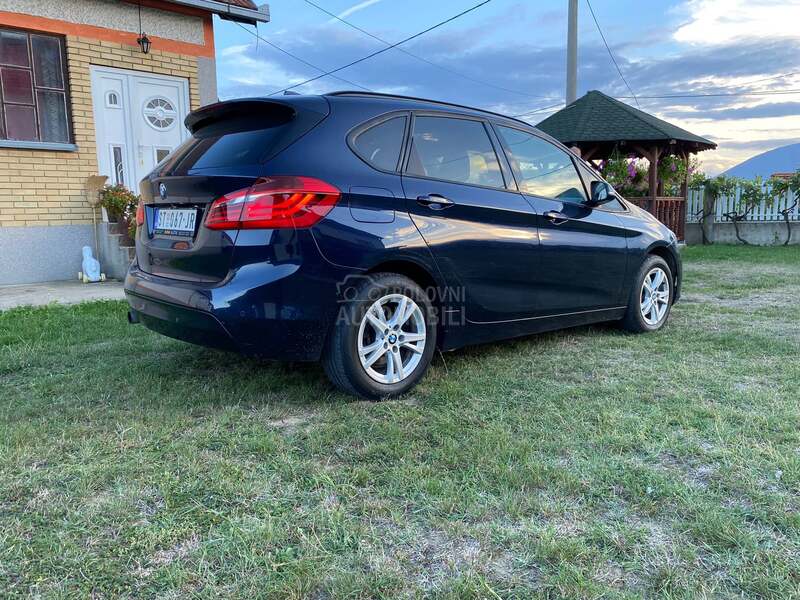 BMW 216 216d