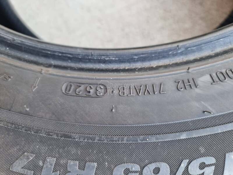 Kumho 215/65 R17 Zimska