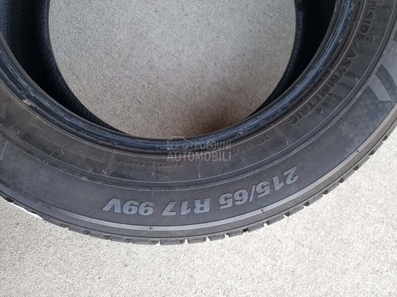 Kumho 215/65 R17 Zimska