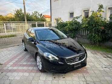 Volvo V40 D3 Summum CH
