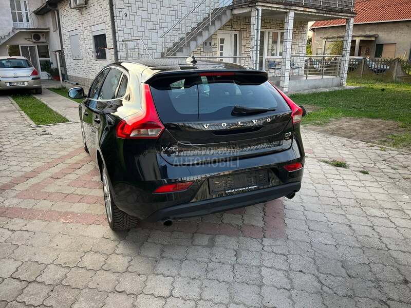 Volvo V40 D3 Summum CH
