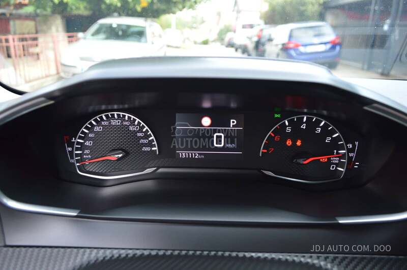 Peugeot 208 1.2 PureTech Auto