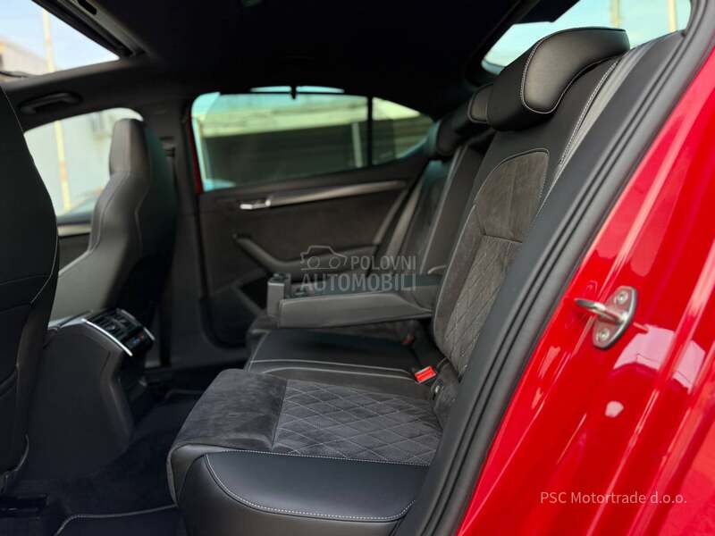 Škoda Superb SportLine/Pano/DCC
