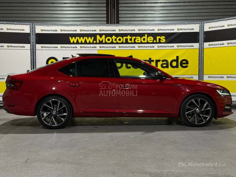 Škoda Superb SportLine/Pano/DCC