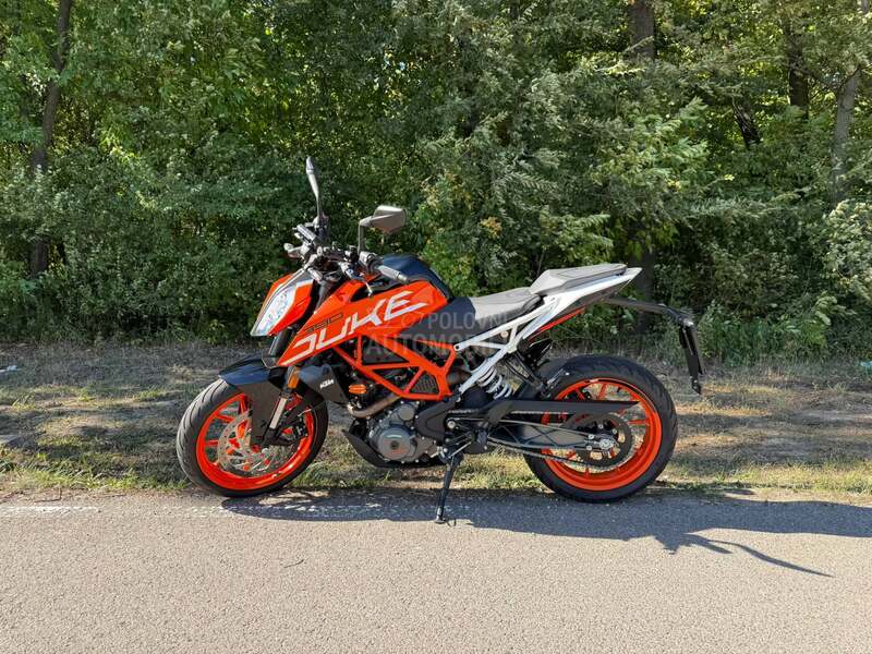 KTM duke 390