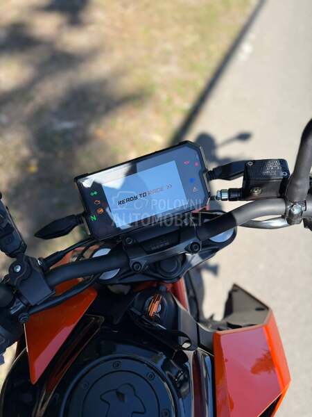 KTM duke 390