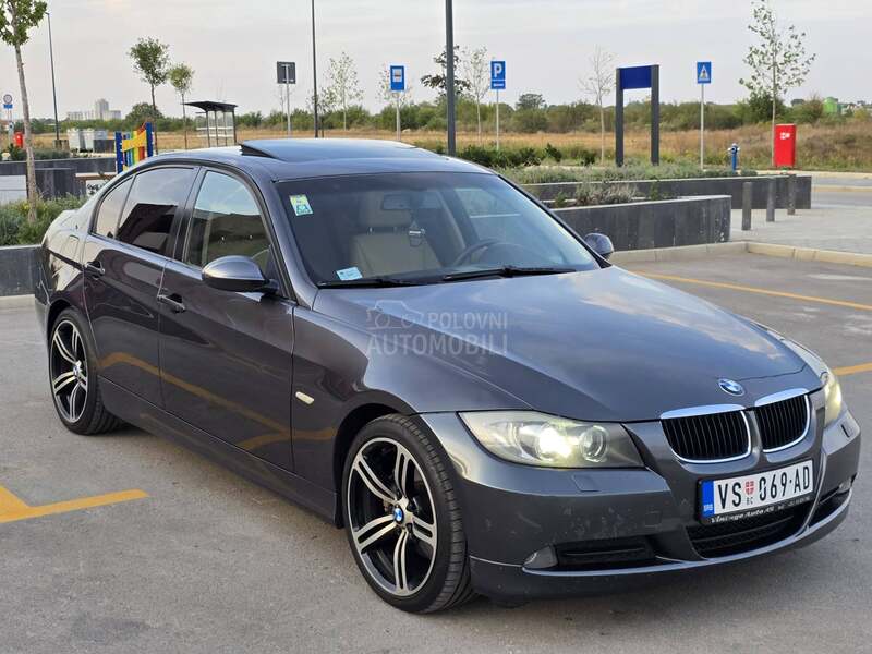 BMW 320 