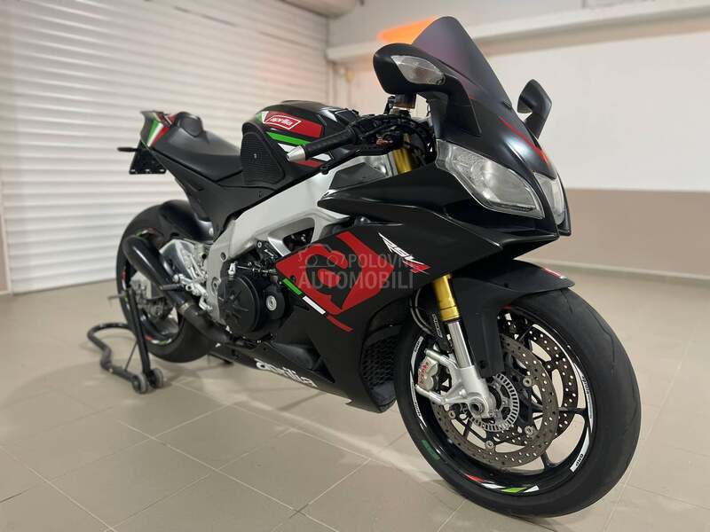 Aprilia rsv4