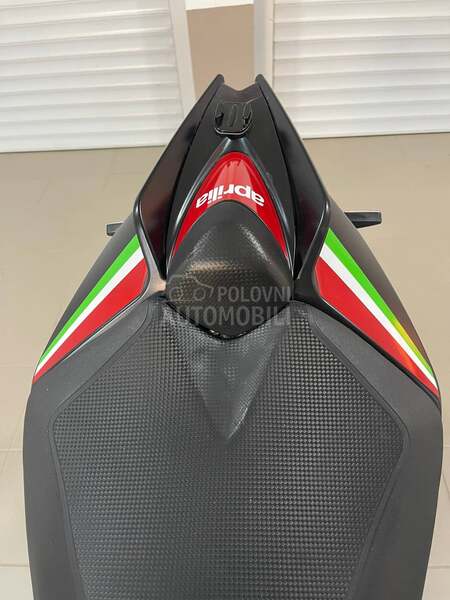 Aprilia rsv4
