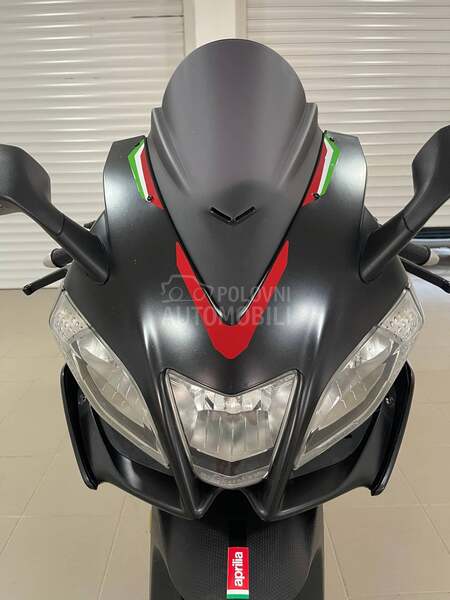 Aprilia rsv4