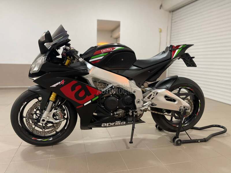 Aprilia rsv4