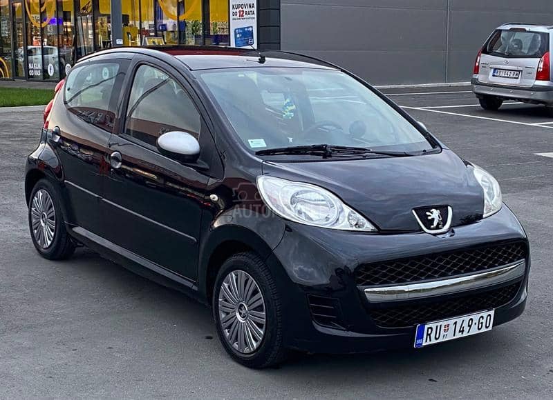 Peugeot 107 1.0