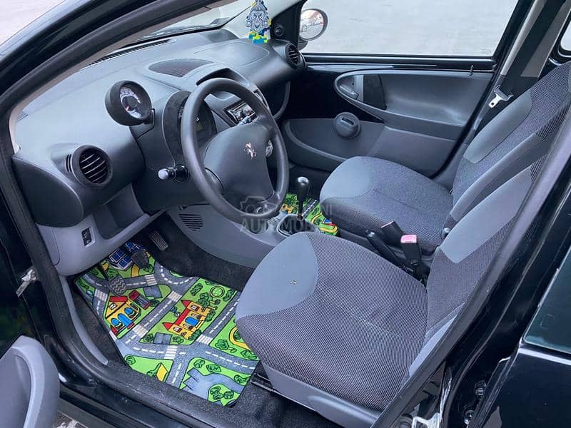 Peugeot 107 1.0