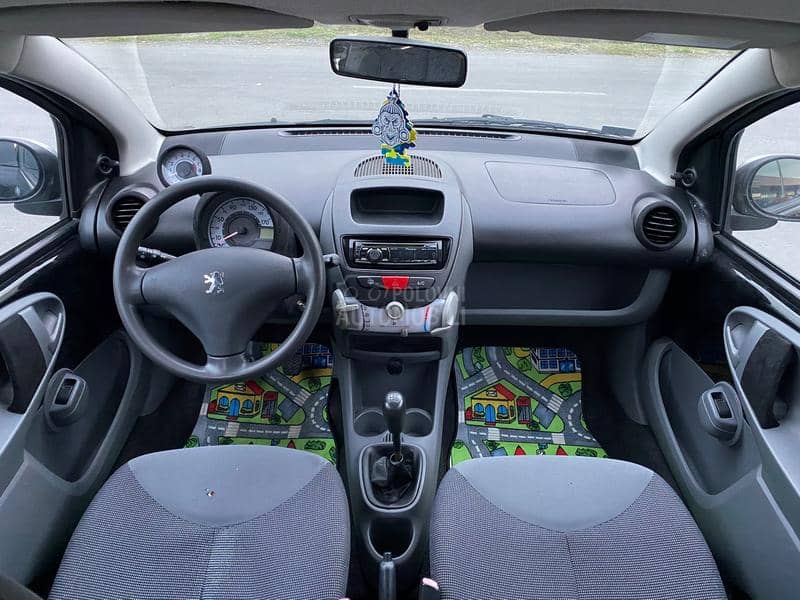 Peugeot 107 1.0