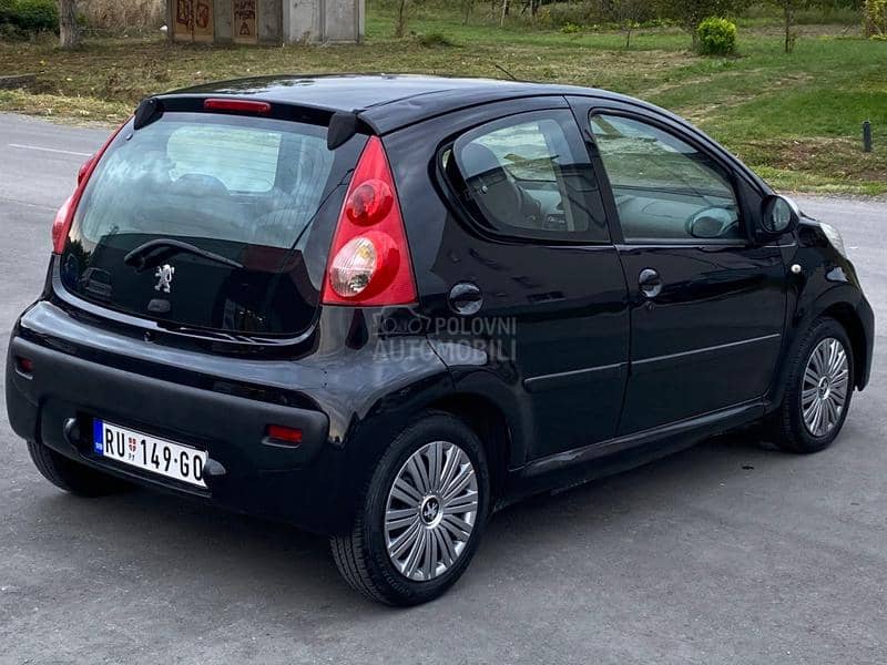 Peugeot 107 1.0