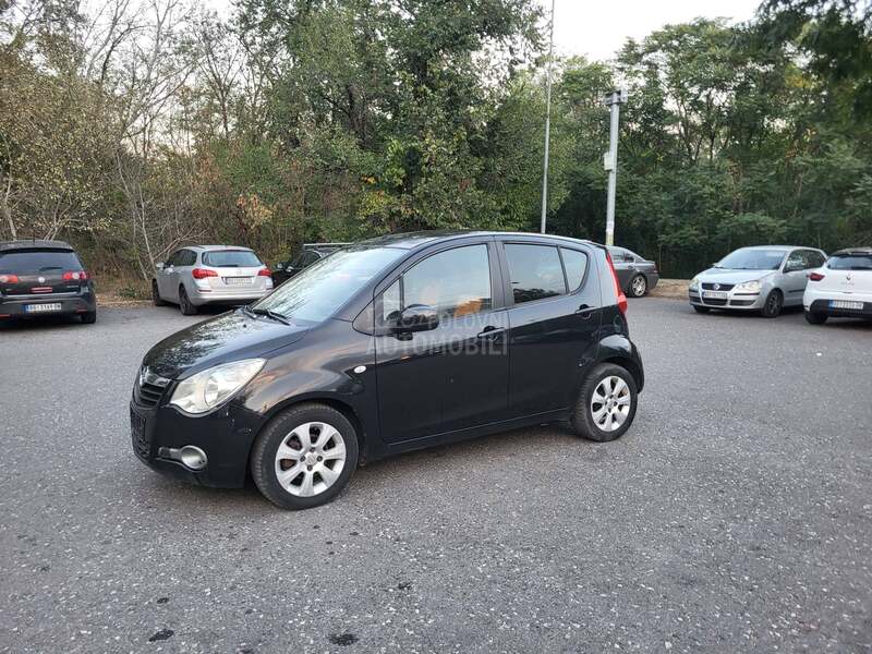 Opel Agila 1.2