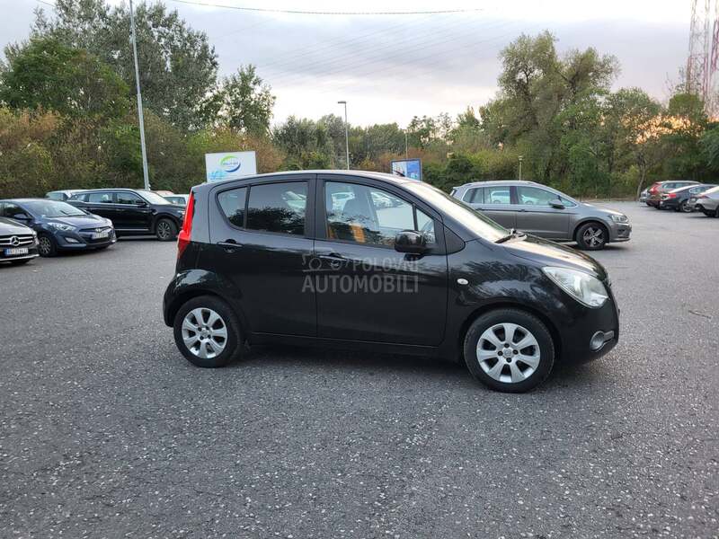 Opel Agila 1.2