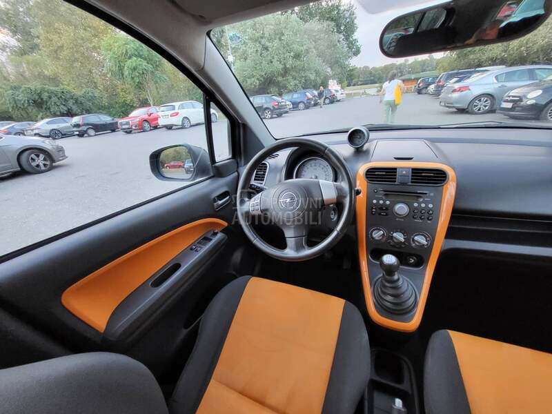 Opel Agila 1.2