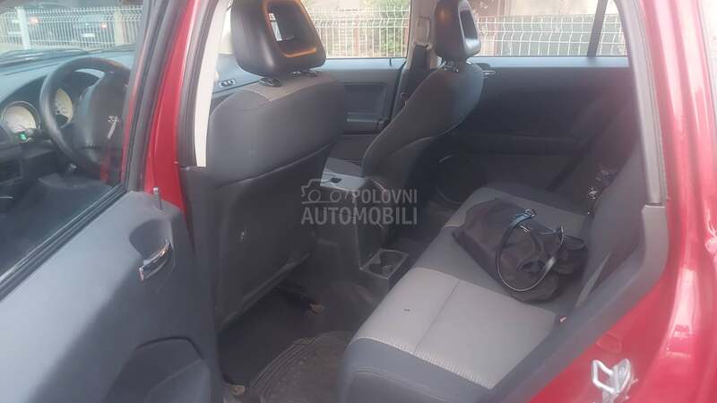 Dodge Caliber 1.8