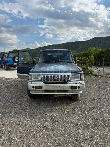 kompletan dzip u delovima