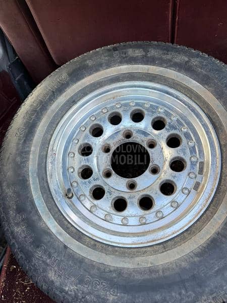 kompletan dzip u delovima