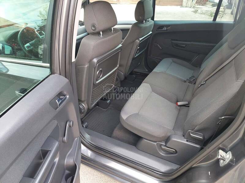 Opel Zafira 1.6 ECOFLEXTURBO