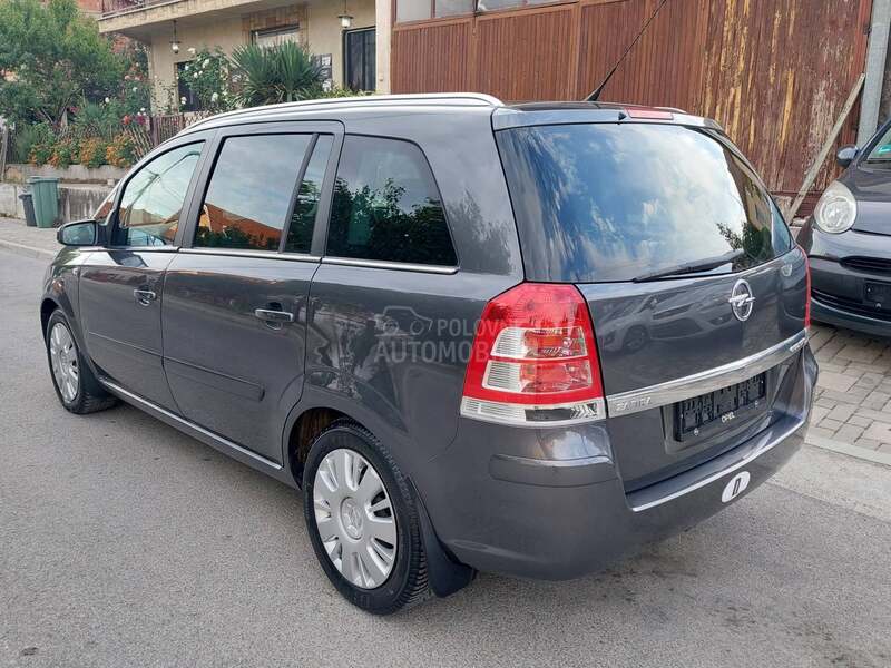 Opel Zafira 1.6 ECOFLEXTURBO