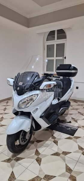 Suzuki Burgman 650 executive ABS