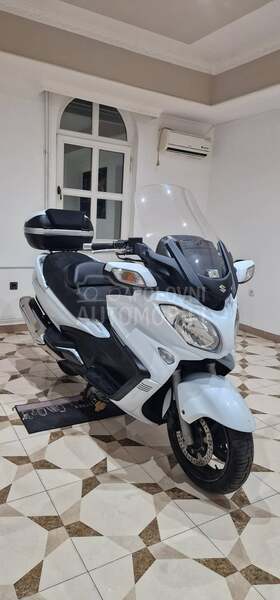 Suzuki Burgman 650 executive ABS
